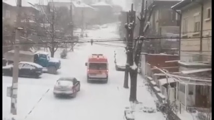 Линейка си проправя път в Мездра