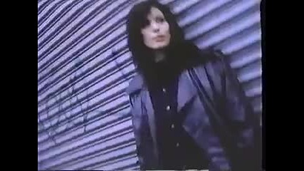 Joan Jett - Love Hurts 