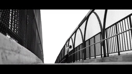 Премиера 2о15! » Snbrn feat. Kerli - Raindrops ( Официално видео )