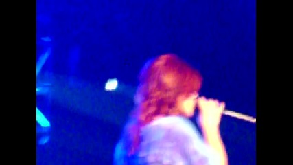 Kelly Clarkson Because Of You Live Echo Arena, Liverpool February 2010 