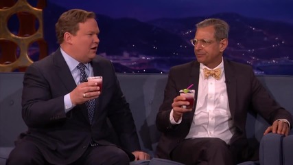 Angie Harmon Does Tequila Shots With Jeff Goldblum & Conan