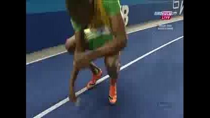 Юсеин Болт - световен рекорд 200 метра - 19.19 