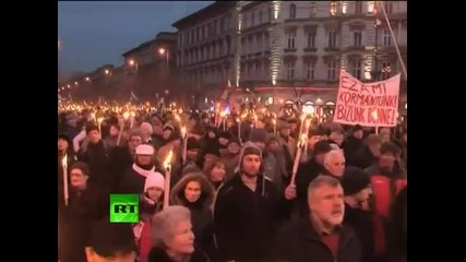 100,000 протестиращи срещу Европейския съюз в Унгария