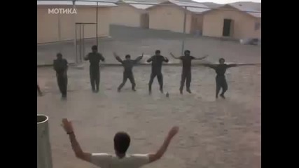 Как тренират войниците в афганистанската армия!
