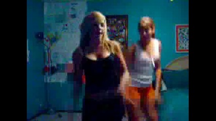 2 Секси Блондинки Денсат Пред Webcam