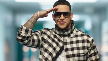 Жeстokа песен! Daddy Yankee - Sígueme y Te Sígo( Video Oficial) 2015 + Превод
