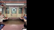 Вагон на метрото в Мадрид се наводнява след проливните дъждове