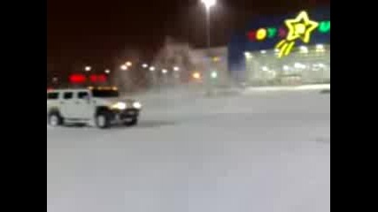 Hummer Drifting