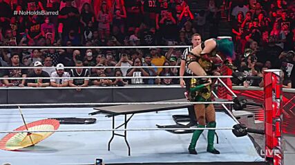 Becky Lynch splinters Asuka through a table: Raw, July 4, 2022