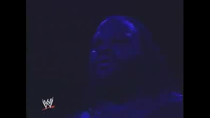 The Undertaker Заплашва Mark Henry