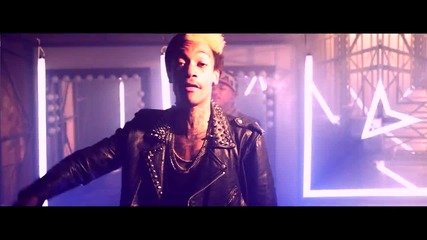 Compton Menace Feat. Wiz Khalifa - Ain't No Changing Me