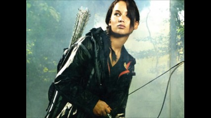 Jennifer Lawrance (the Hunger Games)