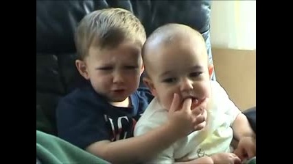 Charlie bit my finger - again !