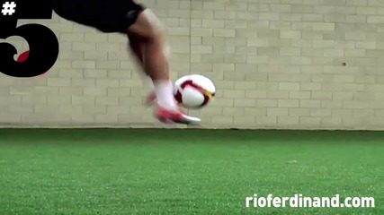 Cristiano Ronaldo - Freestyle Football Skills 