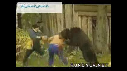 Мечка напада жена 