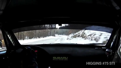 Subaru Impreza дрифтира на сняг