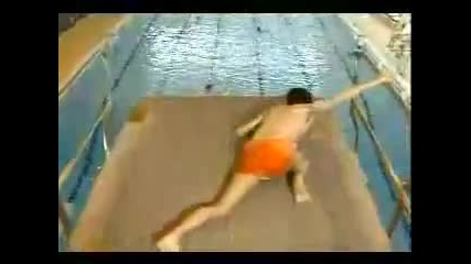 Mr. Bean goes to the swimming pool