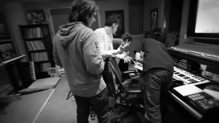 Linkin Park - Not Alone