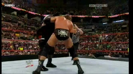 WWE Трите Хикса Срещу Марк Хенри - RAW Draft 06/23/08