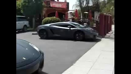 Черно Ferrari F430 Spider & Сиво Lamborghini Gallardo 