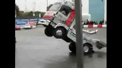 шофьорски умения с камион! 