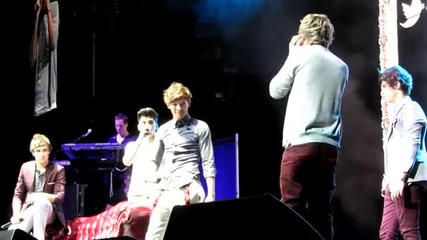 One Direction Cover - The A Team (by Ed Sheeran)