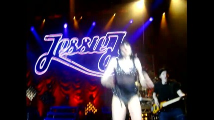 New! Jessie J - Whos laughing now at Shepherd’s Bush Empire (high quality) 