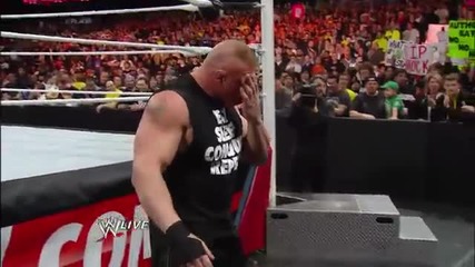 Brock Lesnar пребива Mark Henry - Wwe Raw 03/3/14