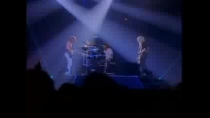 Def Leppard - Pour Some Sugar On Me