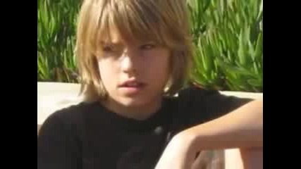 Dylan and Cole sprouse 2009 