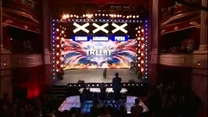 Britains Got Talent - Разносвач на пица С Глас 
