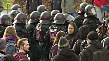 400 арестувани при сблъсъци в Германия