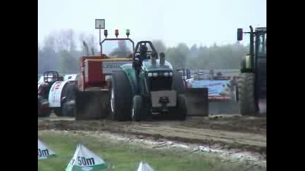 Tractor Pulling - F - Second Chance