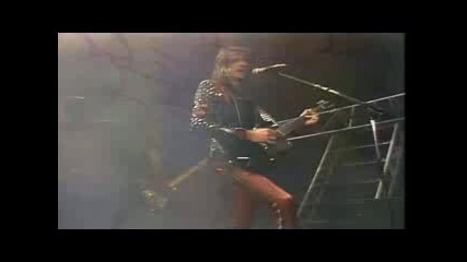 Judas Priest 1982 - Living After Midnight
