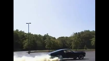 Sick 1967 Mustang Burnout