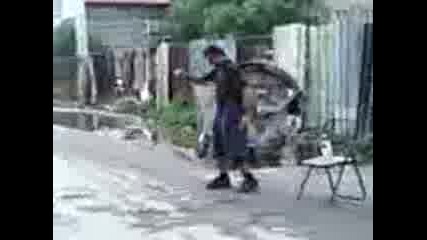 ~~веселякът~~