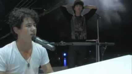 Jonas Brothers - Fly With Me - Official Music Video (hq) 