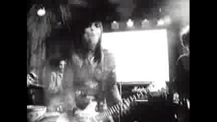 Joan Jett & The Blackhearts - I Love Rock