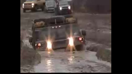 Ето какво може легендарният Хамър /hummer/