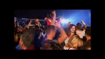 Адската лудница, публиката откача на песента Месечина.