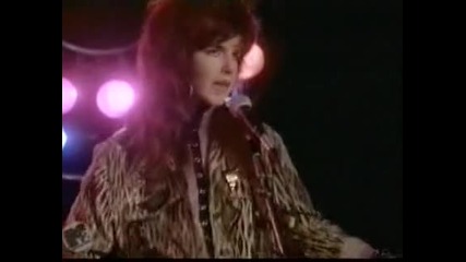 Bangles - Walklikeanegyptian Homecinema