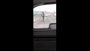Тротинетка на Аспаруховия мост Варна