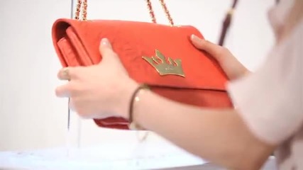 Seohyun - select her bag