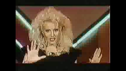 12 Lepa Brena