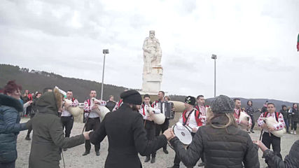 Честваха 3 март край уникалния паметник на Вълчан войвода