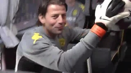 Невероятно изпълнение от автобуса на футболистите от Борусия Дортмунд! 