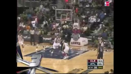 Top 10 Lebron James Plays of the 2009 Season 