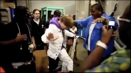 Justin Bieber Never Say Never Director's Fan Cut - Life On The Road Part 1