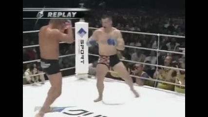 Fedor Emelianenko vs Mirko Cro Cop (part 2 - 3) 