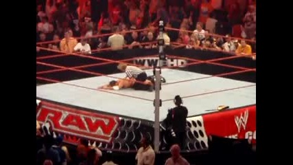 Triple H прави музика под брадичката на Jericho 